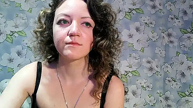 KattyLuuu online show from 01-08-25, 07:03