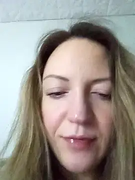 Snapshot of KattyLuuu chatting on 02-26-26, 08:30 KattyLuuu online show from 02-26-26, 08:30