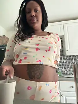 LavenderBuxton online show from 03-07-26, 08:44