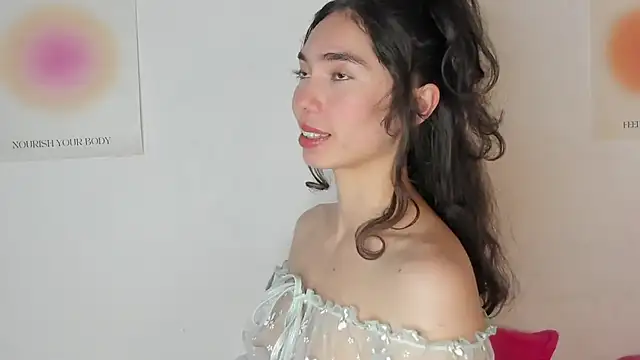 Ana is from Heaven online show from 11-07-25, 04:56