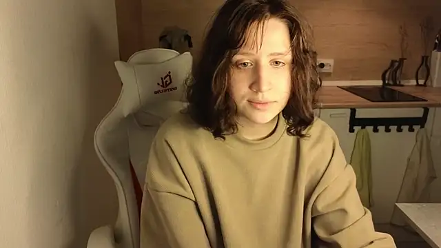 whatamarrie online show from 12-23-24, 10:12