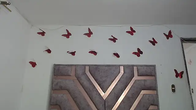 Snapshot of Anny_Fox- chatting on 09-17-25, 03:08 Anny Fox- online show from 09-17-25, 03:08