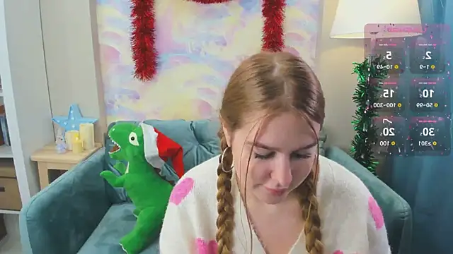Snapshot of Ellie_Wellie chatting on 12-29-24, 05:22 Ellie Wellie online show from 12-29-24, 05:22