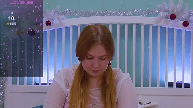 Snapshot of Ellie_Wellie chatting on 01-03-25, 04:37 Ellie Wellie online show from 01-03-25, 04:37