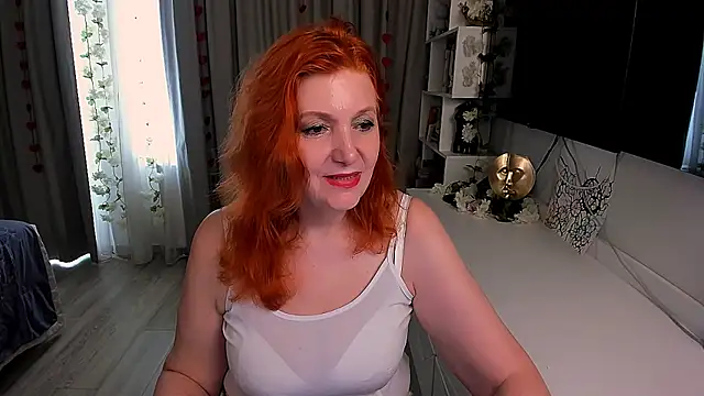 Fire-Fox-One online show from 09-24-25, 06:39