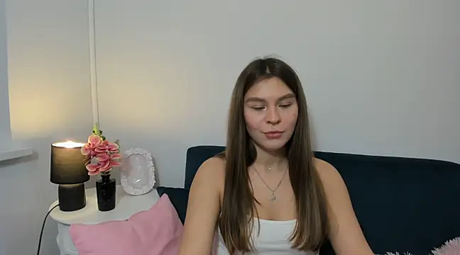 Snapshot of CamilaAmazing chatting on 01-31-25, 12:28 CamilaAmazing online show from 01-31-25, 12:28