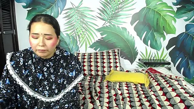 Snapshot of Gurvinder_1 chatting on 02-19-25, 06:21 Gurvinder 1 online show from 02-19-25, 06:21