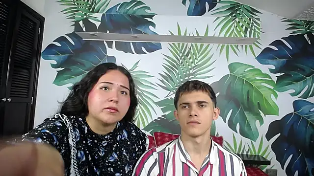 Snapshot of Gurvinder_1 chatting on 03-12-25, 12:26 Gurvinder 1 online show from 03-12-25, 12:26