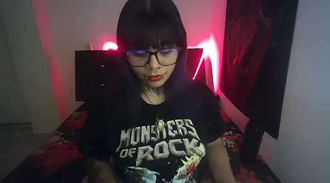 Snapshot of Eta_carinae chatting on 12-27-24, 06:03 Eta carinae online show from 12-27-24, 06:03
