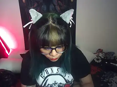 Snapshot of Eta_carinae chatting on 01-23-25, 06:39 Eta carinae online show from 01-23-25, 06:39