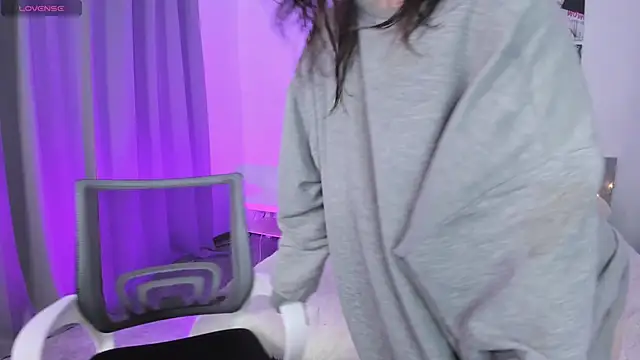 Snapshot of Lissa_Meow_ chatting on 10-08-25, 01:58 Lissa Meow online show from 10-08-25, 01:58