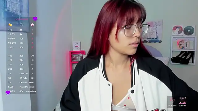 Snapshot of Fresita_Rosita chatting on 02-11-25, 01:09 Fresita Rosita online show from 02-11-25, 01:09