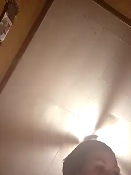 carmelbbyx22 online show from 04-18-26, 01:53