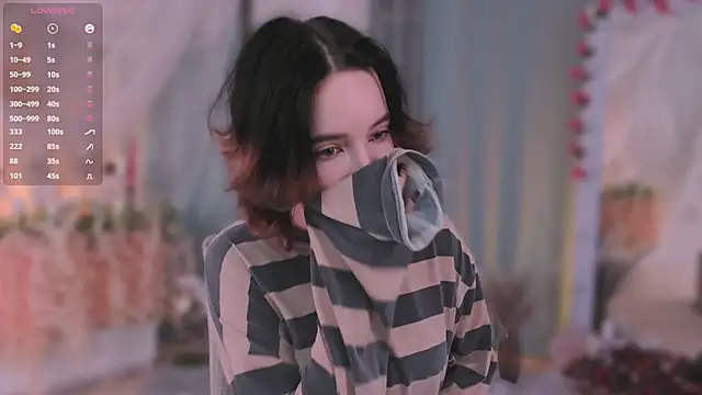 lilithlunna online show from 03-13-25, 08:00