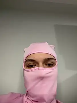 Nikki Hoee online show from 11-25-25, 05:02