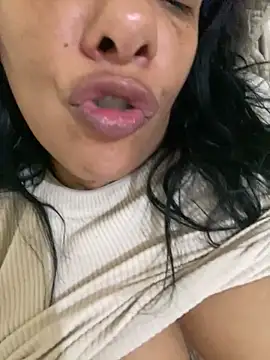 briannaa557 online show from 01-12-25, 11:28