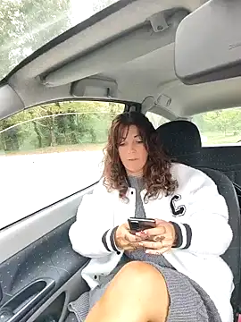 sansan2411 online show from 09-29-25, 11:48