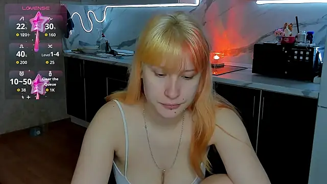 Snapshot of Sweet_white_chocolate chatting on 11-27-25, 08:16 Sweet white chocolate online show from 11-27-25, 08:16