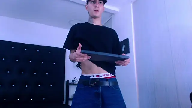 Angel xxx online show from 01-14-26, 06:35