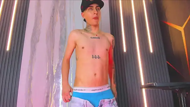 Angel xxx online show from 03-28-26, 07:19