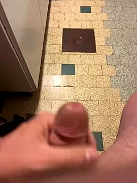 mikiss789 online show from 11-25-25, 04:01