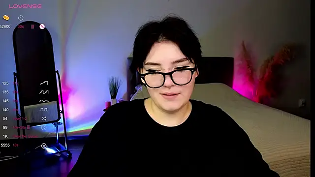 YumiYammy online show from 01-01-25, 12:43