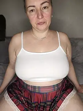 HairyVicky online show from 12-16-25, 11:21