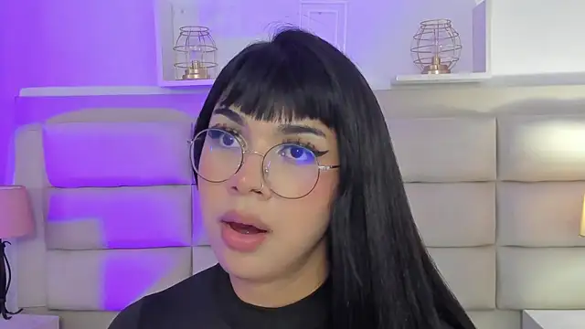 RoseCassie online show from 02-15-25, 06:55