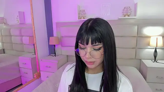 RoseCassie online show from 02-19-25, 04:00