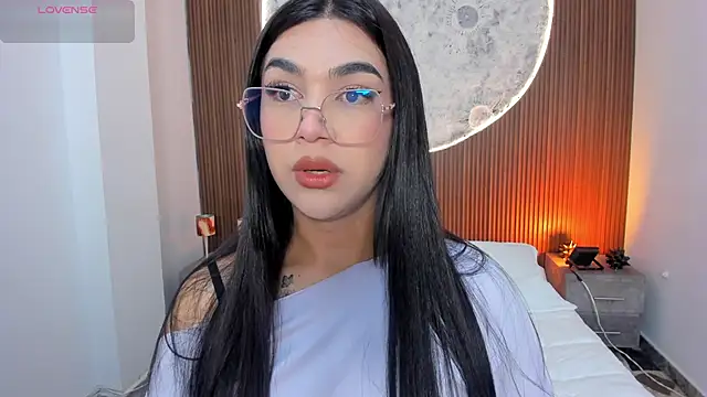 RoseCassie online show from 03-13-26, 01:18