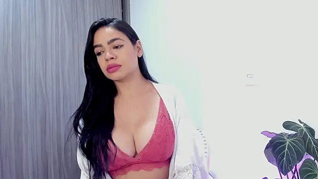 Sara Leblanc online show from 02-25-25, 03:38