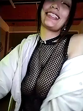 mia collens online show from 01-28-25, 01:18