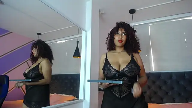 lauraltt online show from 01-31-25, 04:38