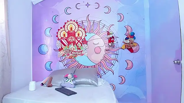 Mariana 16  online show from 12-14-25, 03:39