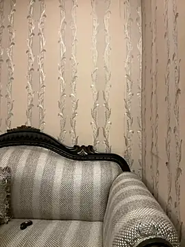 Snapshot of priyadevi17 chatting on 02-03-25, 01:30 priyadevi17 online show from 02-03-25, 01:30