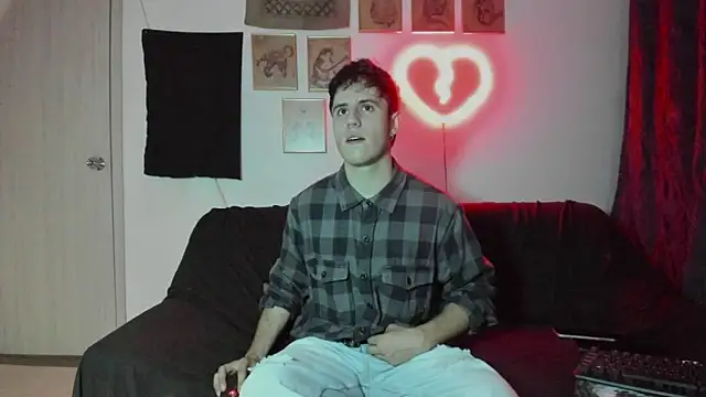 Snapshot of Antonello_Vannucci chatting on 01-03-25, 01:36 Antonello Vannucci online show from 01-03-25, 01:36