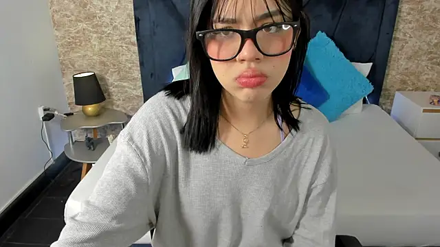 Lily Woodz online show from 03-16-25, 12:33