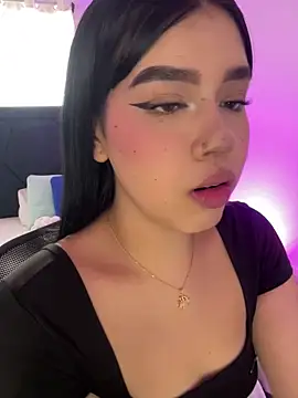 Lily Woodz online show from 04-17-26, 07:39