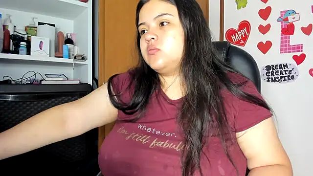 Snapshot of lizzie_c chatting on 03-02-25, 07:34 lizzie c online show from 03-02-25, 07:34