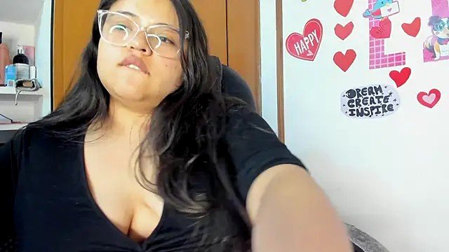 Snapshot of lizzie_c chatting on 03-03-25, 04:47 lizzie c online show from 03-03-25, 04:47