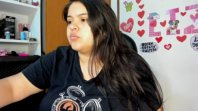 Snapshot of lizzie_c chatting on 03-05-25, 02:57 lizzie c online show from 03-05-25, 02:57