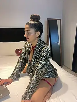 AlejandritaMilano online show from 03-21-26, 11:30