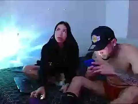 Snapshot of miia-liiam chatting on 02-13-25, 05:48 miia-liiam online show from 02-13-25, 05:48