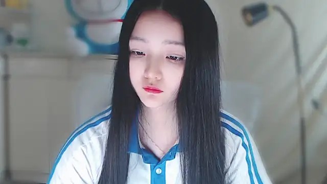 xiao-xiao-D online show from 02-08-25, 12:39