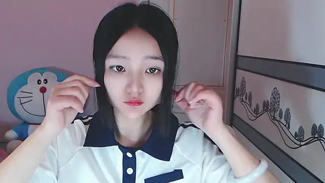 xiao-xiao-D online show from 02-23-25, 11:00