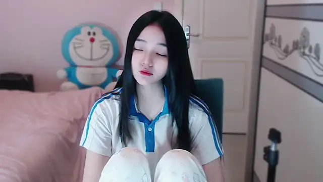 xiao-xiao-D online show from 09-25-25, 08:51