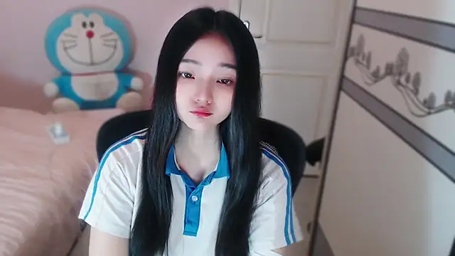 Snapshot of xiao-xiao-D chatting on 12-17-25, 07:58 xiao-xiao-D online show from 12-17-25, 07:58