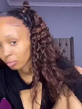 CuteMellow2k online show from 12-18-24, 10:13