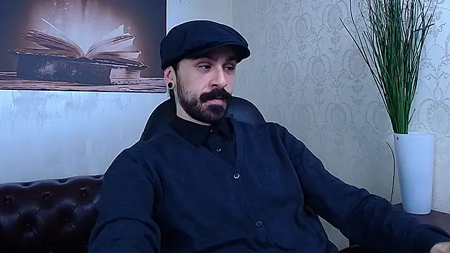 Snapshot of AxelColton chatting on 12-19-25, 11:28 AxelColton online show from 12-19-25, 11:28