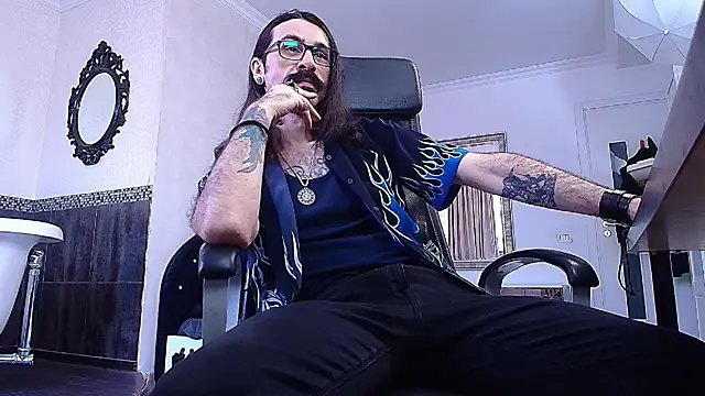 Snapshot of AxelColton chatting on 02-07-26, 11:47 AxelColton online show from 02-07-26, 11:47